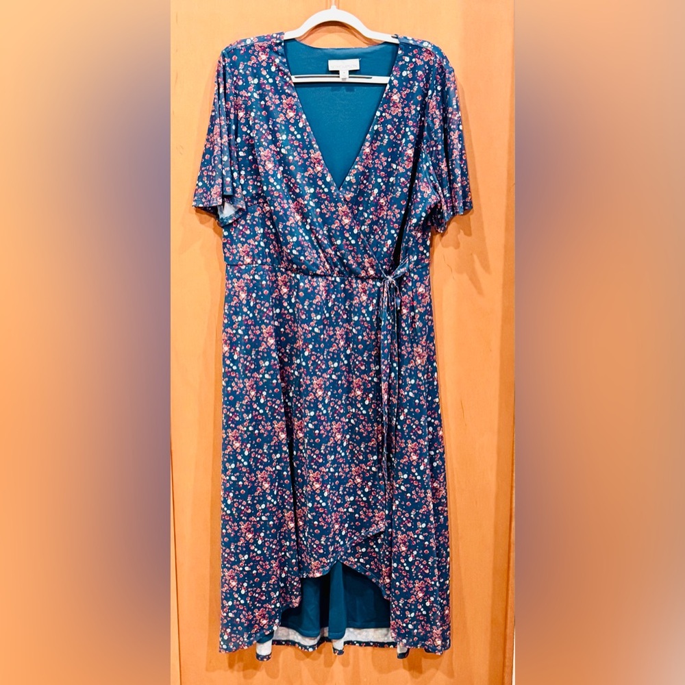 Thompson Blue Floral High Low Dress 👗 Size 2X Pre Owned